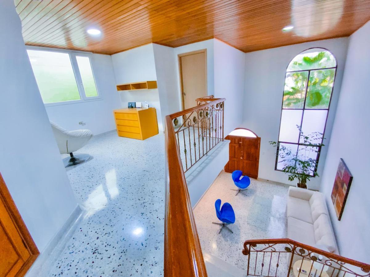 Hotel Dann Carlton Barranquilla Y Centro De Convenciones Екстер'єр фото Interior of the house