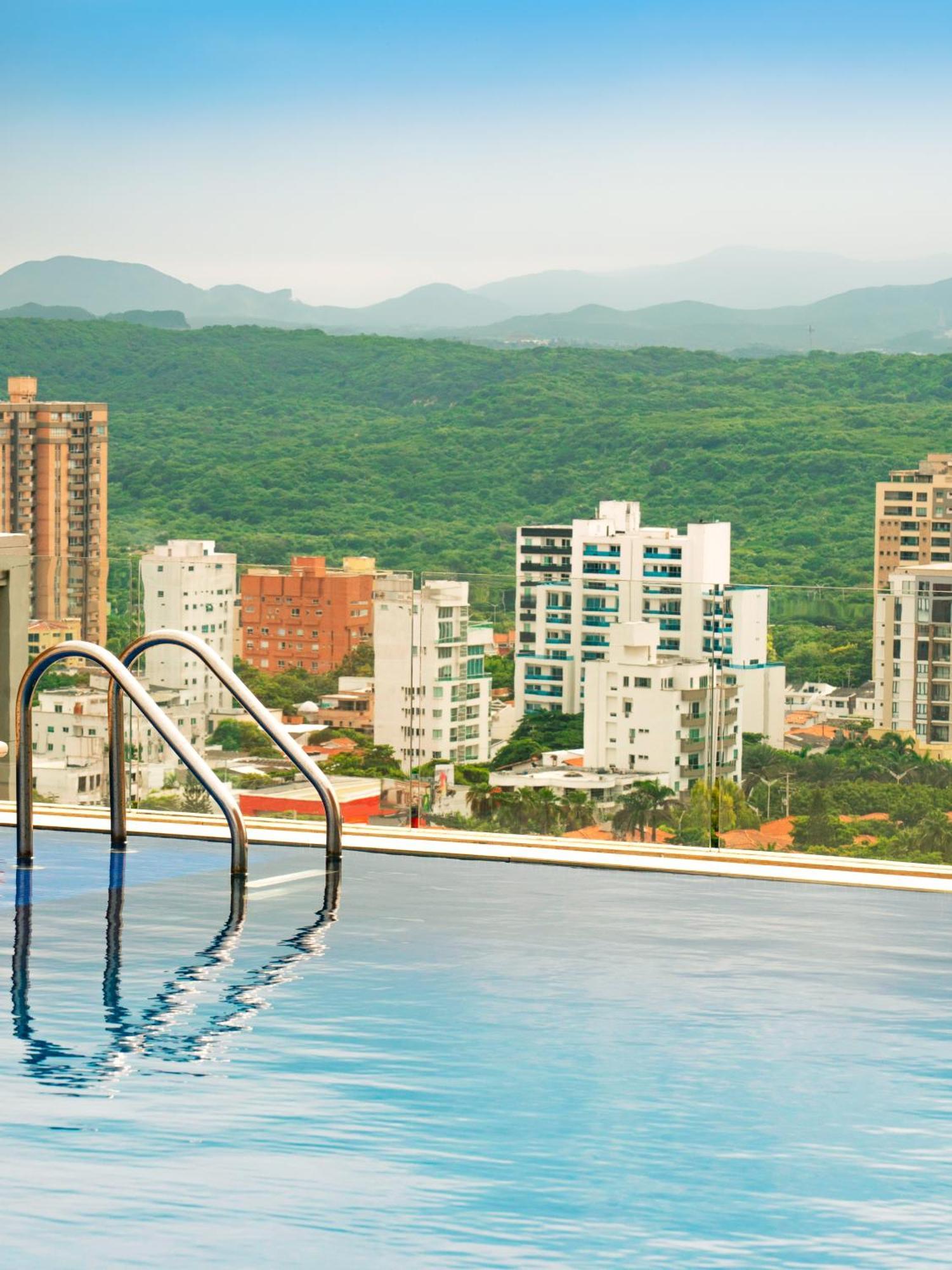 Hotel Dann Carlton Barranquilla Y Centro De Convenciones Екстер'єр фото View of Montería