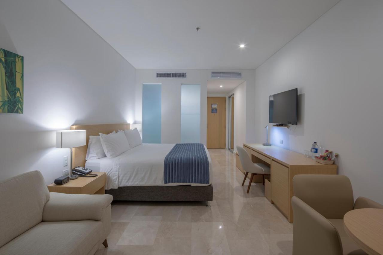 Hotel Dann Carlton Barranquilla Y Centro De Convenciones Екстер'єр фото A room at the hotel